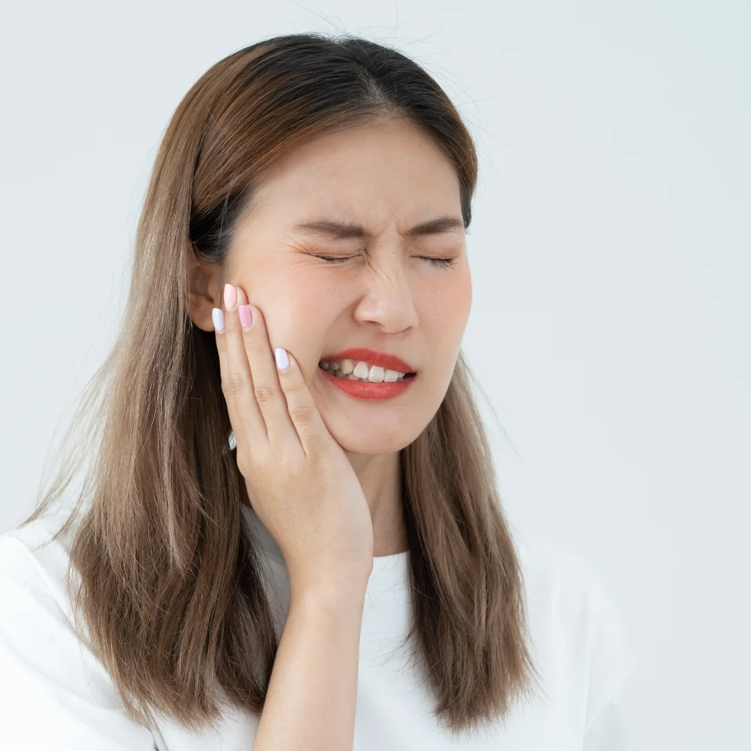 Why Does My Tooth Hurt? Understanding Common Causes of Tooth Pain